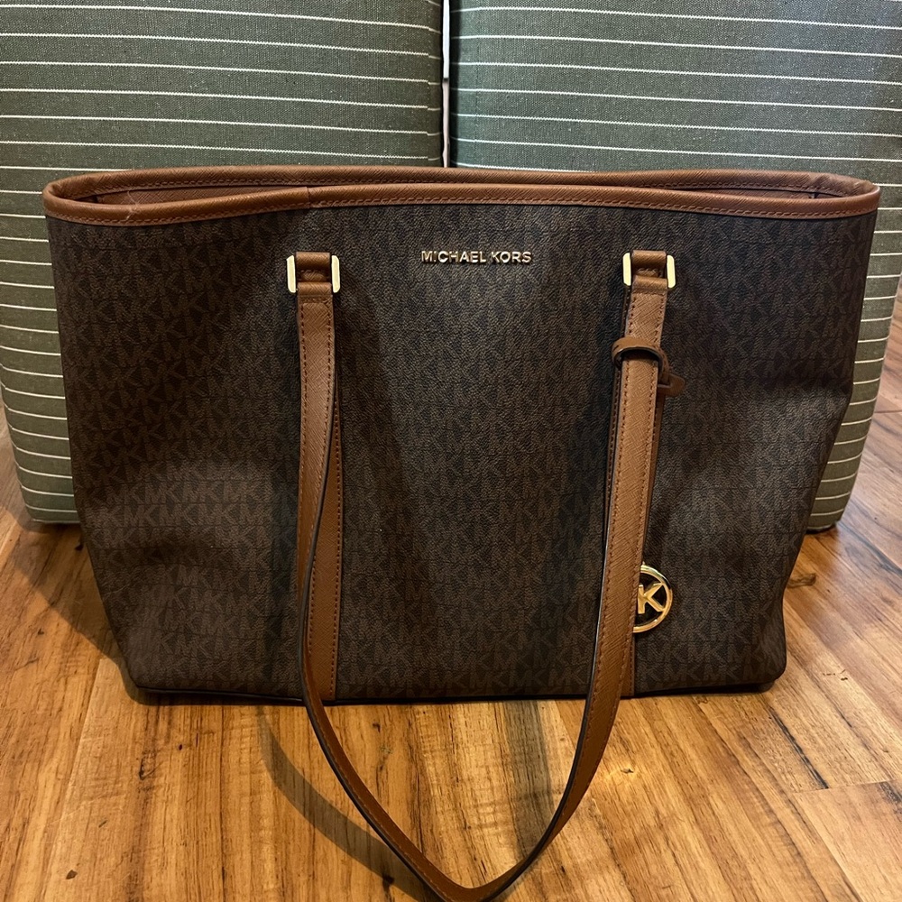 Michael Kors Signature Logo Tote